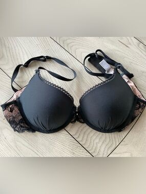 Victoria's Secret Black Padded Cup Push-Up Bra 34C